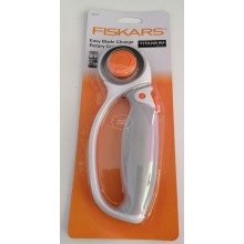 Fiskars Cúter Rotatorio, Fácil cambio de cuchilla Ø45 mm, Cómodo mango, Revestimiento de titanio, Naranja/Blanco,